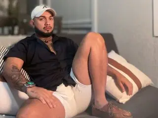 CesarRomo Cumshow Vip