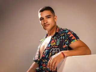 ElianMoreau Cumshow Vip