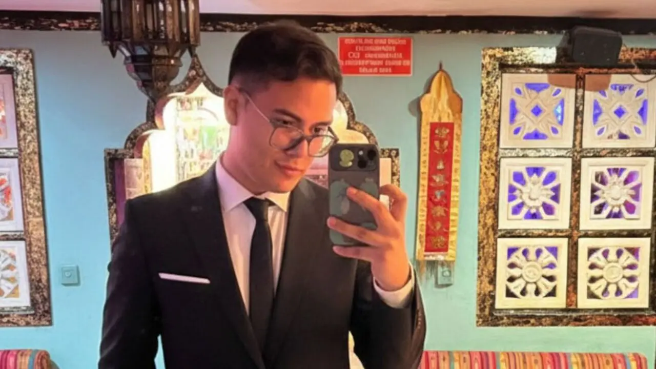 JohnBelrose Cumshow Vip