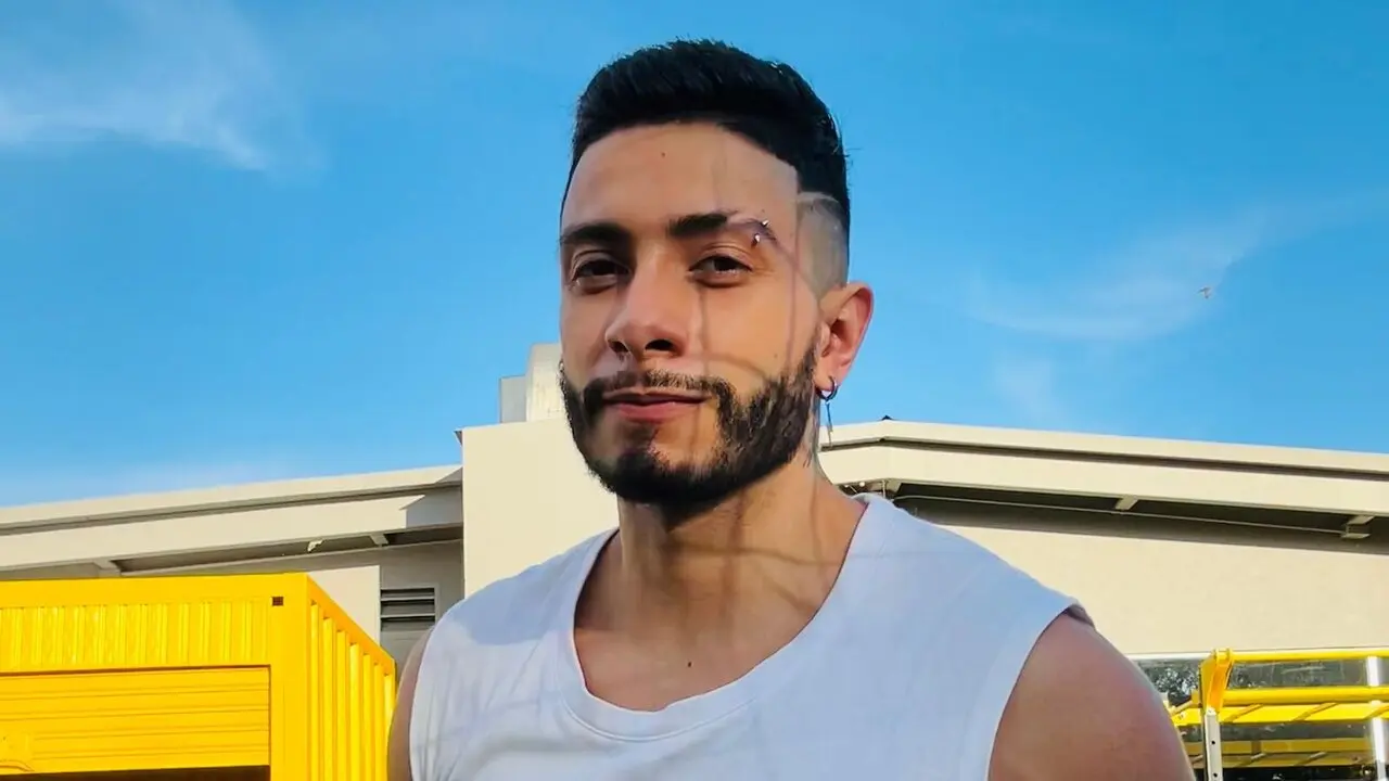 MarkBuffet Cumshow Vip