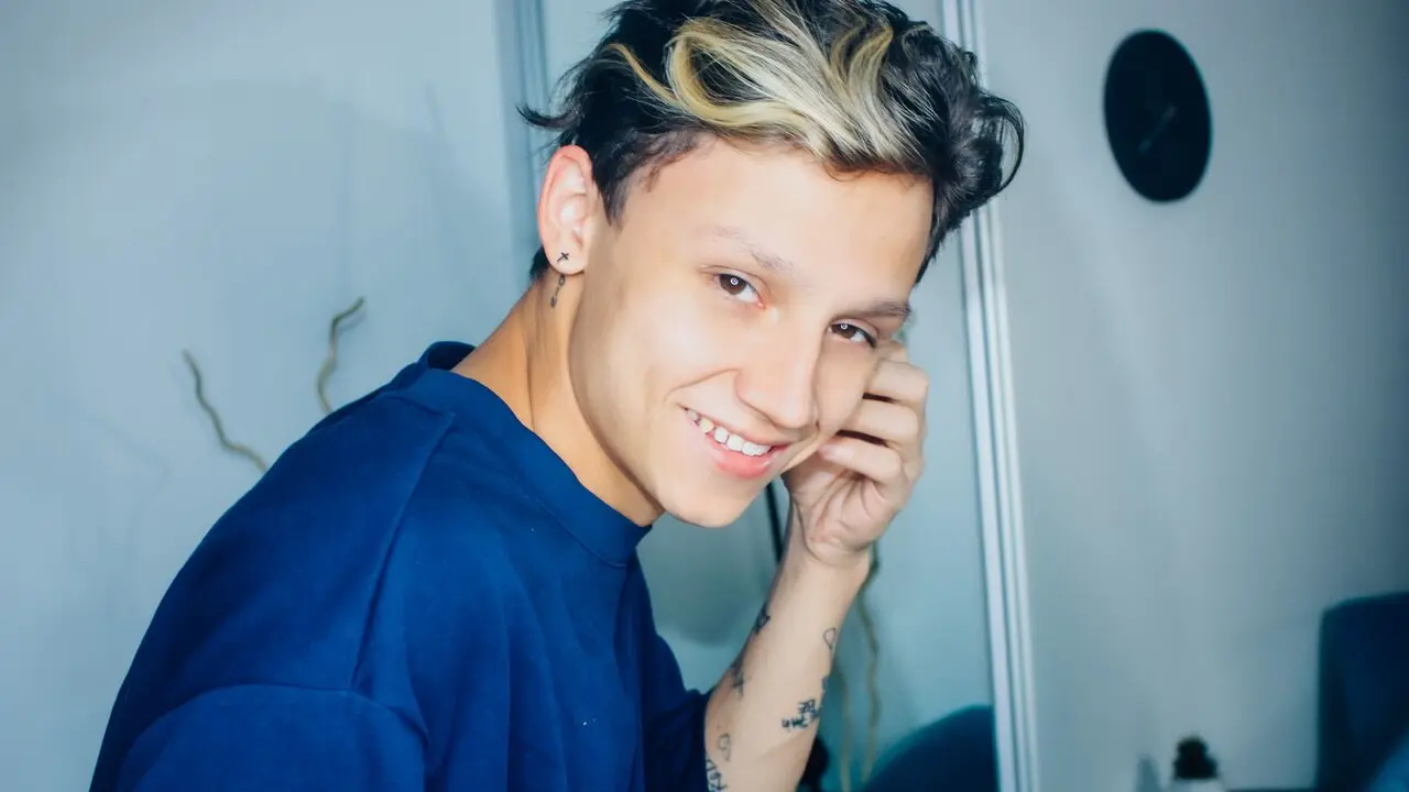 NikyYoung Cumshow Vip