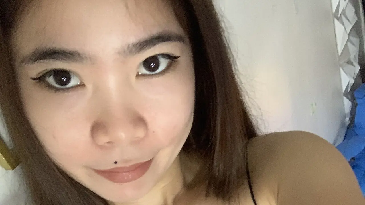 ArmariahBrith Cumshow Vip