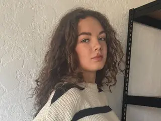 AveryGerringer Cumshow Vip