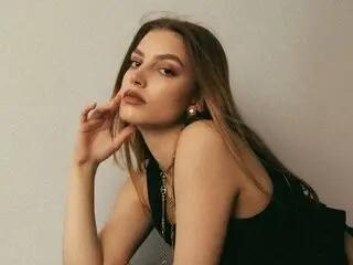 CorlissFadness Cumshow Vip