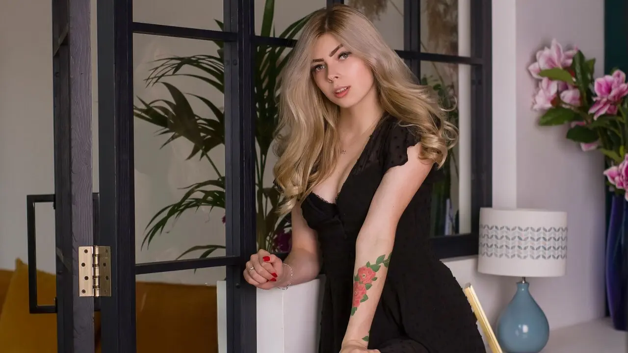 CrystalUnique Cumshow Vip