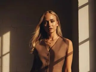 EvetteLinza Cumshow Vip