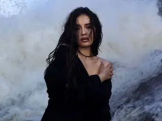 MilaBlack Cumshow Vip